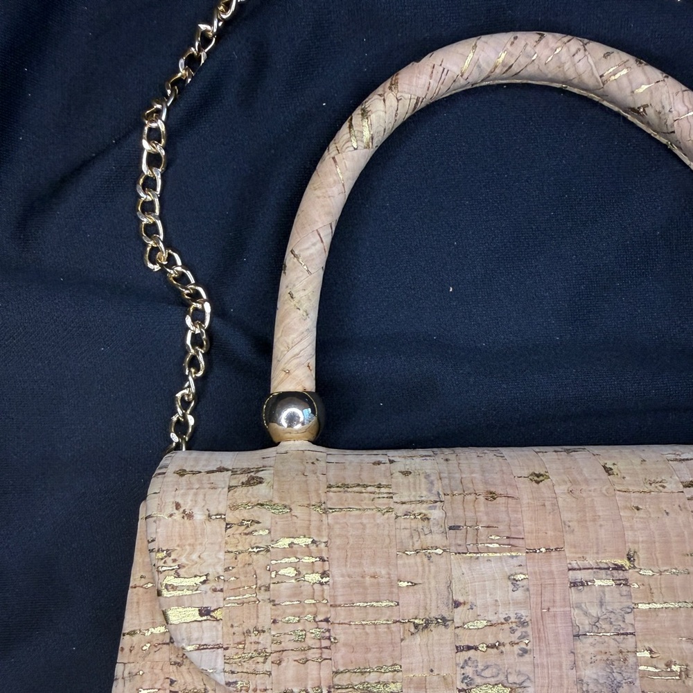 Chic Cork Top-Handle Tan Handbag with Crossbody Chain - Picture 5 of 8